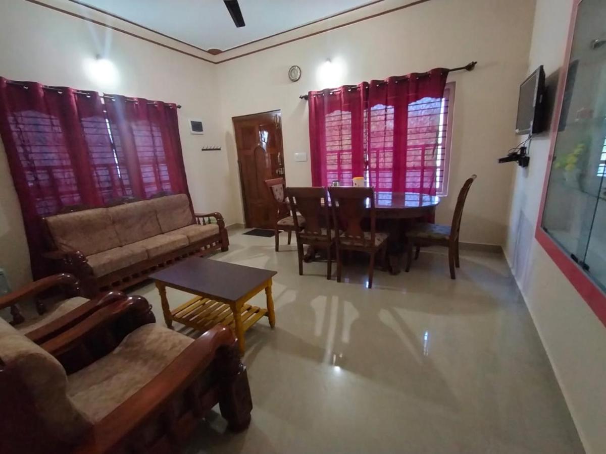 Snowdrop Inn Coorg Madikeri Exteriör bild