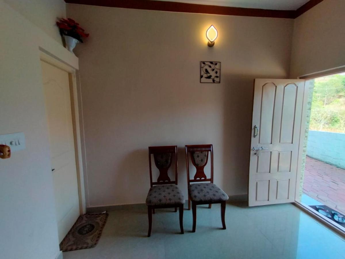 Snowdrop Inn Coorg Madikeri Exteriör bild