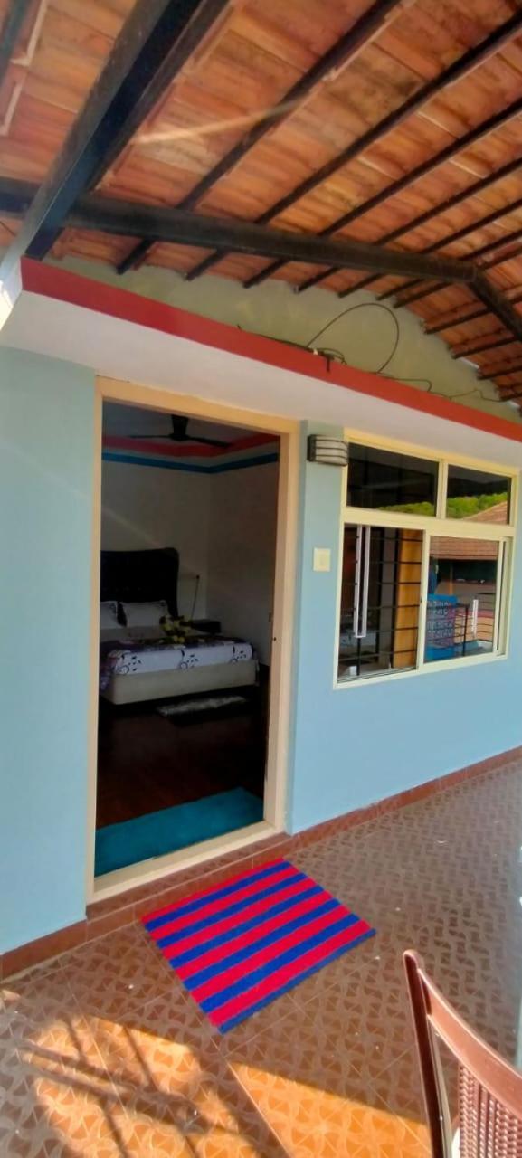 Snowdrop Inn Coorg Madikeri Exteriör bild
